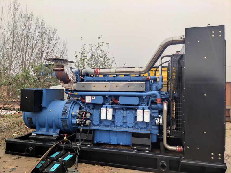 红星柴油发电机组更换机油时，应遵循哪些步骤？